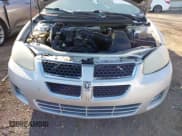 ✅ 2004 Dodge Stratus SXT • VIN: 1B3EL46X24N211638 • Lot: 43637188. Wystawiony na IAAI z przebiegiem 137 069 mil. Bezpłatny archiwum sprzedaży aukcyjnych z USA i szczegółowy raport historii pojazdu na DreamBid. Zdjęcie 6.