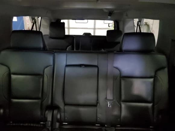 ✅ 2015 Chevrolet Suburban LT • VIN: 1GNSKJKC2FR502732 • Lot: 81781004. Wystawiony na Copart z przebiegiem 211 595 mil. Bezpłatny archiwum sprzedaży aukcyjnych z USA i szczegółowy raport historii pojazdu na DreamBid. Zdjęcie 10.