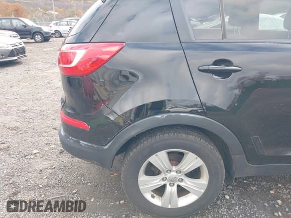 ✅ 2012 Kia Sportage LX • VIN: KNDPB3A2XC7215438 • Lot: 43578860. Listed on IAAI with 116,723 mi. Free auction sales archive from the USA and detailed vehicle history report at DreamBid. Image 16.