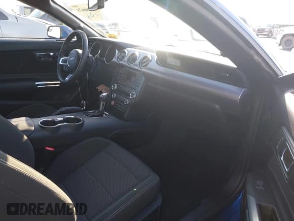 ✅ 2017 Ford Mustang V6 • VIN: 1FATP8EM7H5230609 • Lot: 41466675. Listed on IAAI with 25,841 mi. Free auction sales archive from the USA and detailed vehicle history report at DreamBid. Image 5.