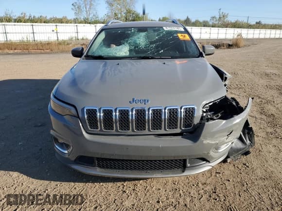 ✅ 2019 Jeep Cherokee Limited • VIN: 1C4PJLDB3KD443747 • Лот: 81944185. Опубликован ранее на Copart с пробегом 89 392 миль. Бесплатный доступ к архиву аукционных продаж из США и подробный отчёт об истории автомобиля на DreamBid. Изображение 5.