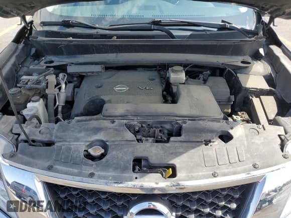 ✅ 2016 Nissan Pathfinder SV • VIN: 5N1AR2MM3GC622258 • Lot: 53567445. Listed on Copart with 142,021 mi. Free auction sales archive from the USA and detailed vehicle history report at DreamBid. Image 12.