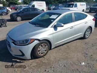 ✅ 2018 Hyundai Elantra SE • VIN: KMHD74LF9JU577362 • Лот: 43027160. Опубликован ранее на IAAI с пробегом 54 365 миль. Бесплатный доступ к архиву аукционных продаж из США и подробный отчёт об истории автомобиля на DreamBid. Изображение 2.