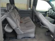 ✅ 2000 Chrysler Voyager • VIN: 2C4FJ25B1YR681977 • Лот: 54916684. Опубликован ранее на Copart с пробегом 166 564 миль. Бесплатный доступ к архиву аукционных продаж из США и подробный отчёт об истории автомобиля на DreamBid. Изображение 11.