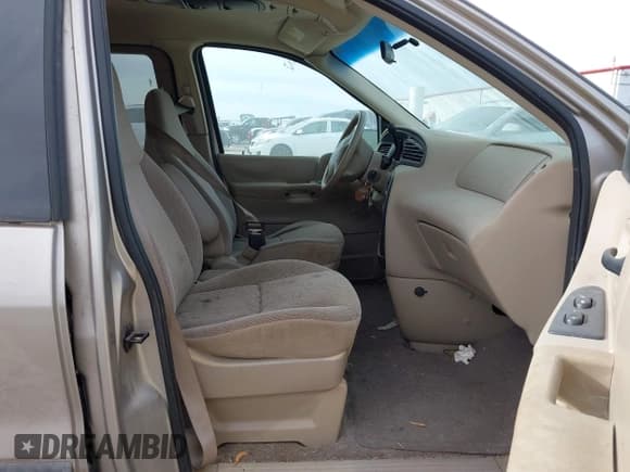 ✅ 2003 Ford Windstar LX • VIN: 2FMZA51423BB29701 • Lot: 43889910. Wystawiony na IAAI z przebiegiem Nie podano. Bezpłatny archiwum sprzedaży aukcyjnych z USA i szczegółowy raport historii pojazdu na DreamBid. Zdjęcie 5.