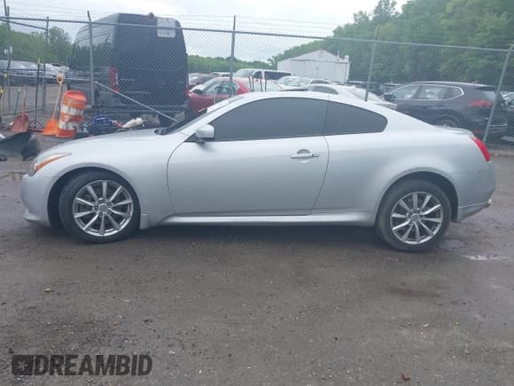 ✅ 2013 Infiniti G37 x • VIN: JN1CV6ELXDM981752 • Лот: 42233402. Опубликован ранее на IAAI с пробегом 86 447 миль. Бесплатный доступ к архиву аукционных продаж из США и подробный отчёт об истории автомобиля на DreamBid. Изображение 14.