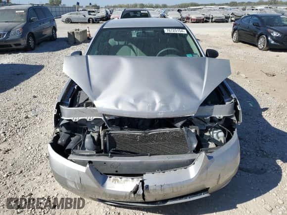 2007 Chevrolet Malibu 1LS z VIN 1G1ZS58F57F172788, wystawiony jako Copart lot #76725154 z przebiegiem Nie podano mil oraz Szkoda całkowita • Salvage title. Historia ofert i sprzedaży dostępna na DreamBid. Obrazek 5.