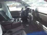 ✅ 2019 Chevrolet Silverado 1500 LT • VIN: 3GCUYDED5KG292241 • Lot: 43396399. Wystawiony na IAAI z przebiegiem 121 506 mil. Bezpłatny archiwum sprzedaży aukcyjnych z USA i szczegółowy raport historii pojazdu na DreamBid. Zdjęcie 5.