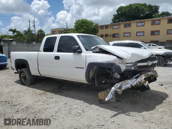 ✅ 2003 Chevrolet Silverado 2500HD LS • VIN: 1GCHC29U43Z174231 • Лот: 61579445. Опубликован ранее на Copart с пробегом Не указан. Бесплатный доступ к архиву аукционных продаж из США и подробный отчёт об истории автомобиля на DreamBid. Изображение 4.