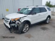 ✅ 2014 Ford Explorer XLT • VIN: 1FM5K8D82EGC22046 • Lot: 43425621. Wystawiony na IAAI z przebiegiem 152 323 mil. Bezpłatny archiwum sprzedaży aukcyjnych z USA i szczegółowy raport historii pojazdu na DreamBid. Zdjęcie 18.