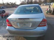 ✅ 2003 Mercedes-Benz C 240 • VIN: WDBRF61J73A429813 • Lot: 41544468. Wystawiony na IAAI z przebiegiem 225 247 mil. Bezpłatny archiwum sprzedaży aukcyjnych z USA i szczegółowy raport historii pojazdu na DreamBid. Zdjęcie 17.