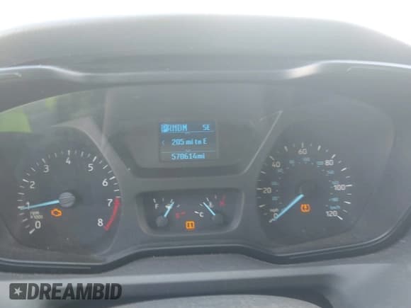 ✅ 2018 Ford Transit • VIN: 1FTBW3XM5JKA67314 • Lot: 42812137. Wystawiony na IAAI z przebiegiem 570 614 mil. Bezpłatny archiwum sprzedaży aukcyjnych z USA i szczegółowy raport historii pojazdu na DreamBid. Zdjęcie 7.