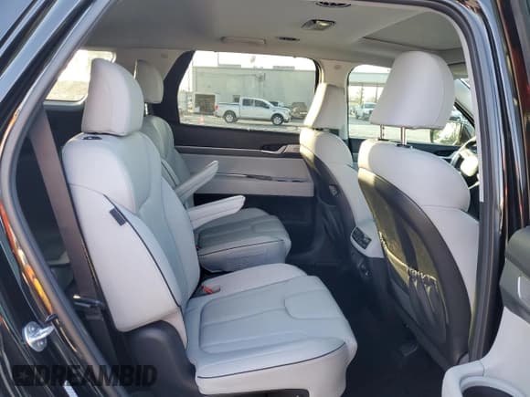 ✅ 2024 Hyundai Palisade SEL • VIN: KM8R44GEXRU707953 • Лот: 84171514. Опубликован ранее на Copart с пробегом 10 016 миль. Бесплатный доступ к архиву аукционных продаж из США и подробный отчёт об истории автомобиля на DreamBid. Изображение 11.