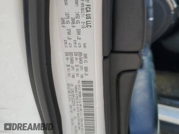 2016 Jeep Grand Cherokee Limited с VIN 1C4RJFBM1GC332741, выставлен на аукционе Copart как лот 63408575 с пробегом 181 504 миль миль и Списание • Salvage title. История ставок и продаж доступна на DreamBid. Изображение 13.