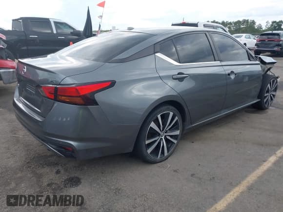 ✅ 2020 Nissan Altima SR • VIN: 1N4BL4CV9LC183616 • Лот: 43313917. Опубликован ранее на IAAI с пробегом 153 262 миль. Бесплатный доступ к архиву аукционных продаж из США и подробный отчёт об истории автомобиля на DreamBid. Изображение 4.