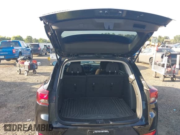 ✅ 2023 Chevrolet TrailBlazer LT • VIN: KL79MPSLXPB172737 • Лот: 43004367. Опубликован ранее на IAAI с пробегом 12 043 миль. Бесплатный доступ к архиву аукционных продаж из США и подробный отчёт об истории автомобиля на DreamBid. Изображение 17.