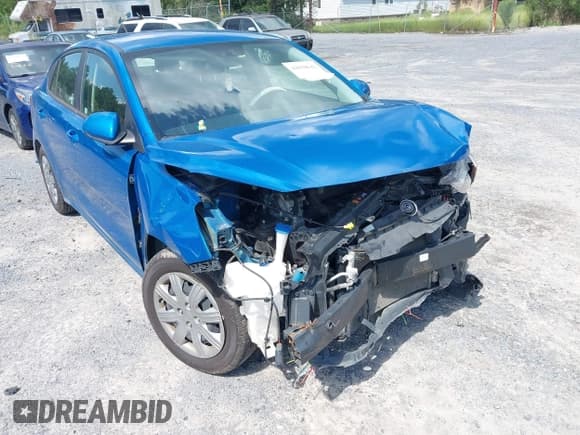 ✅ 2021 Kia Rio S • VIN: 3KPA24AD6ME379834 • Лот: 43038642. Опубликован ранее на IAAI с пробегом 131 338 миль. Бесплатный доступ к архиву аукционных продаж из США и подробный отчёт об истории автомобиля на DreamBid. Изображение 6.