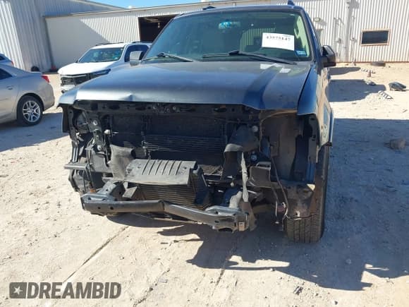 ✅ 2015 Ford Expedition XLT • VIN: 1FMJU1HT7FEF49697 • Lot: 43575147. Listed on IAAI with 138,317 mi. Free auction sales archive from the USA and detailed vehicle history report at DreamBid. Image 6.