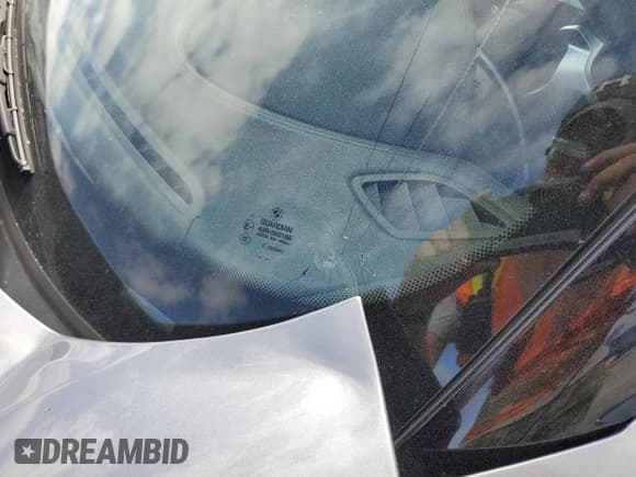 ✅ 2011 BMW Z4 sDrive35is • VIN: WBALM1C50BE633213 • Lot: 61220135. Wystawiony na Copart z przebiegiem 62 458 mil. Bezpłatny archiwum sprzedaży aukcyjnych z USA i szczegółowy raport historii pojazdu na DreamBid. Zdjęcie 5.