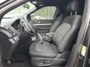 ✅ 2017 Ford Explorer XLT • VIN: 1FM5K8D82HGD84862 • Lot: 56034875. Wystawiony na Copart z przebiegiem 68 149 mil. Bezpłatny archiwum sprzedaży aukcyjnych z USA i szczegółowy raport historii pojazdu na DreamBid. Zdjęcie 7.