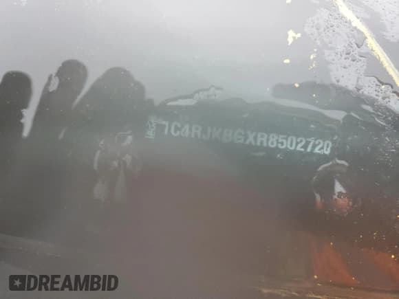 ✅ 2024 Jeep Grand Cherokee Limited • VIN: 1C4RJKBGXR8502720 • Лот: 90746735. Опубликован ранее на Copart с пробегом Не указан. Бесплатный доступ к архиву аукционных продаж из США и подробный отчёт об истории автомобиля на DreamBid. Изображение 13.