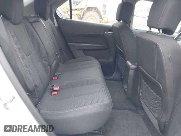 ✅ 2015 Chevrolet Equinox LS • VIN: 2GNFLEEK4F6439265 • Lot: 43753401. Wystawiony na IAAI z przebiegiem 112 354 mil. Bezpłatny archiwum sprzedaży aukcyjnych z USA i szczegółowy raport historii pojazdu na DreamBid. Zdjęcie 8.