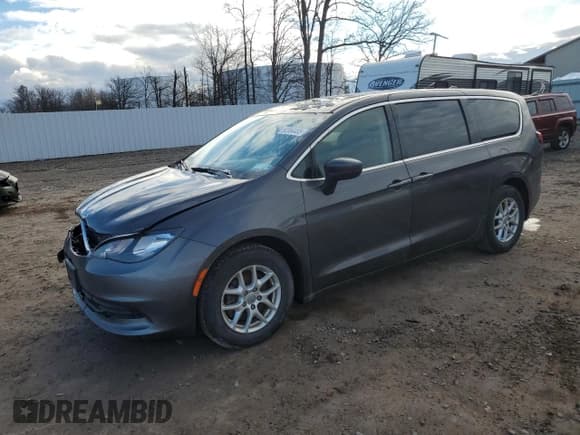 ✅ 2017 Chrysler Pacifica LX • VIN: 2C4RC1CGXHR837241 • Лот: 92894495. Опубликован ранее на Copart с пробегом 147 485 миль. Бесплатный доступ к архиву аукционных продаж из США и подробный отчёт об истории автомобиля на DreamBid. Изображение 1.
