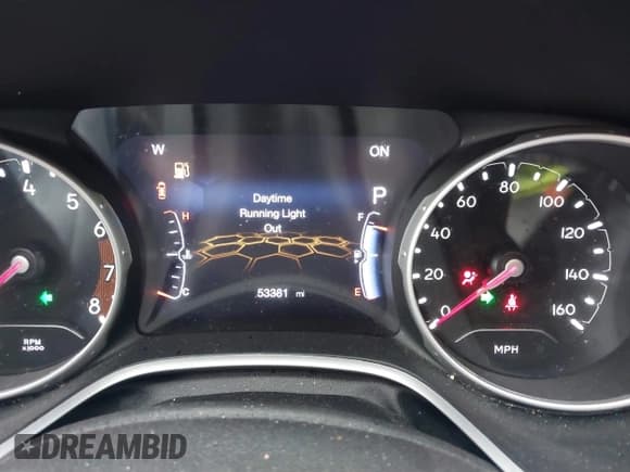 ✅ 2020 Jeep Compass Limited • VIN: 3C4NJDCB8LT209405 • Lot: 38675190. Wystawiony na IAAI z przebiegiem 53 381 mil. Bezpłatny archiwum sprzedaży aukcyjnych z USA i szczegółowy raport historii pojazdu na DreamBid. Zdjęcie 7.