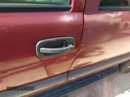 ✅ 2003 Chevrolet Suburban LT • VIN: 1GNEC16Z43J167217 • Лот: 40772060. Опубликован ранее на IAAI с пробегом 295 450 миль. Бесплатный доступ к архиву аукционных продаж из США и подробный отчёт об истории автомобиля на DreamBid. Изображение 12.