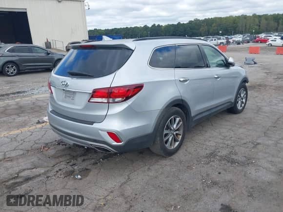 2017 Hyundai Santa Fe SE с VIN KM8SN4HFXHU244734, выставлен на аукционе IAAI как лот 43323823 с пробегом 103 000 миль миль и . История ставок и продаж доступна на DreamBid. Изображение 4.