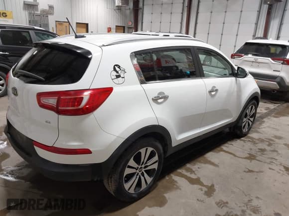 ✅ 2012 Kia Sportage EX • VIN: KNDPC3A23C7343095 • Lot: 43588531. Wystawiony na IAAI z przebiegiem Nie podano. Bezpłatny archiwum sprzedaży aukcyjnych z USA i szczegółowy raport historii pojazdu na DreamBid. Zdjęcie 4.