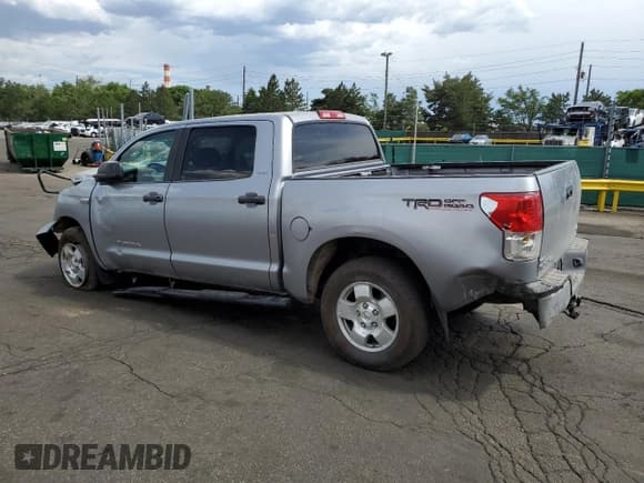 ✅ 2012 Toyota Tundra • VIN: 5TFDY5F17CX259927 • Lot: 62519025. Wystawiony na Copart z przebiegiem 230 950 mil. Bezpłatny archiwum sprzedaży aukcyjnych z USA i szczegółowy raport historii pojazdu na DreamBid. Zdjęcie 2.