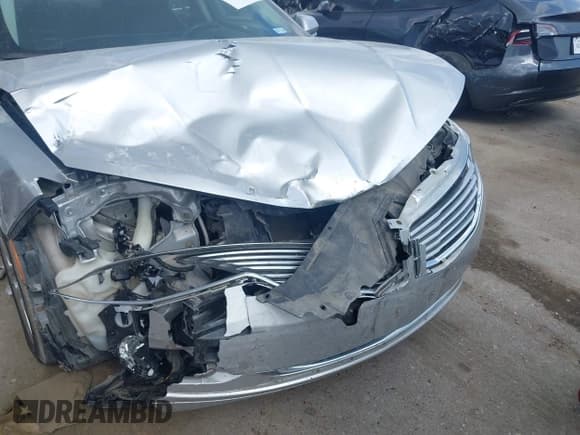 ✅ 2015 Lincoln MKZ • VIN: 3LN6L2G95FR615925 • Lot: 42344017. Wystawiony na IAAI z przebiegiem 162 912 mil. Bezpłatny archiwum sprzedaży aukcyjnych z USA i szczegółowy raport historii pojazdu na DreamBid. Zdjęcie 6.