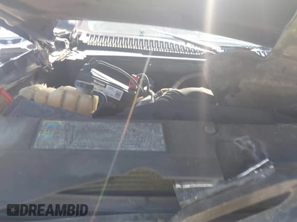 ✅ 2003 Chevrolet Silverado 2500HD LS • VIN: 1GCHC29163E123875 • Лот: 42013870. Опубликован ранее на IAAI с пробегом Не указан. Бесплатный доступ к архиву аукционных продаж из США и подробный отчёт об истории автомобиля на DreamBid. Изображение 10.