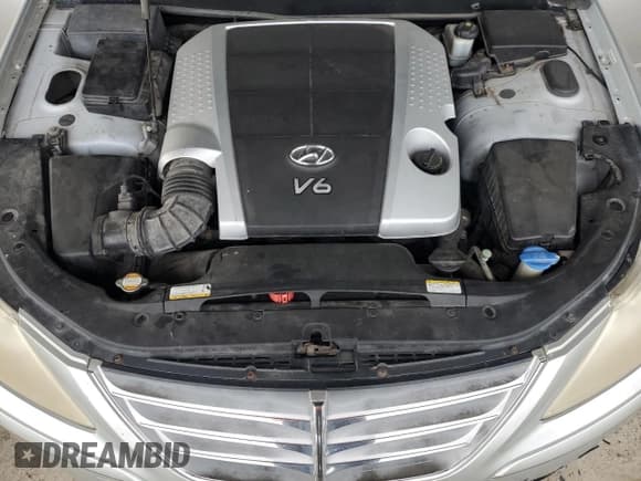 ✅ 2009 Hyundai Genesis • VIN: KMHGC46E39U021698 • Lot: 91401595. Wystawiony na Copart z przebiegiem 177 425 mil. Bezpłatny archiwum sprzedaży aukcyjnych z USA i szczegółowy raport historii pojazdu na DreamBid. Zdjęcie 12.