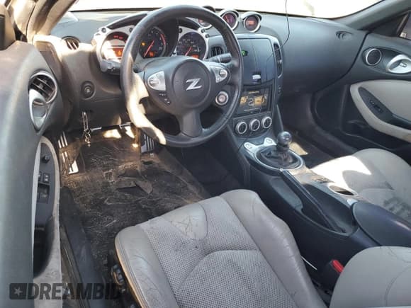 ✅ 2009 Nissan 370Z Touring • VIN: JN1AZ44E19M402450 • Lot: 84212124. Wystawiony na Copart z przebiegiem 153 236 mil. Bezpłatny archiwum sprzedaży aukcyjnych z USA i szczegółowy raport historii pojazdu na DreamBid. Zdjęcie 8.