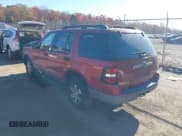 ✅ 2006 Ford Explorer XLS • VIN: 1FMEU72E56UA25727 • Lot: 40819312. Wystawiony na IAAI z przebiegiem 199 740 mil. Bezpłatny archiwum sprzedaży aukcyjnych z USA i szczegółowy raport historii pojazdu na DreamBid. Zdjęcie 3.