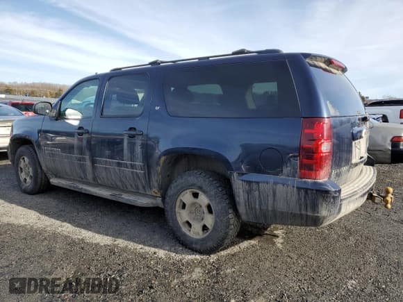 ✅ 2009 Chevrolet Suburban 1LT • VIN: 1GNFK26349R240430 • Lot: 43215215. Wystawiony na Copart z przebiegiem 228 316 mil. Bezpłatny archiwum sprzedaży aukcyjnych z USA i szczegółowy raport historii pojazdu na DreamBid. Zdjęcie 2.