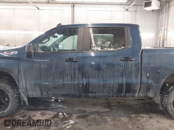 ✅ 2021 Chevrolet Silverado 1500 LT Trail Boss • VIN: 3GCPYFEL5MG299421 • Lot: 41490800. Wystawiony na IAAI z przebiegiem 97 118 mil. Bezpłatny archiwum sprzedaży aukcyjnych z USA i szczegółowy raport historii pojazdu na DreamBid. Zdjęcie 14.