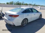 ✅ 2019 Hyundai Sonata Sport • VIN: 5NPE34AF3KH760999 • Лот: 43520809. Опубликован ранее на IAAI с пробегом 97 458 миль. Бесплатный доступ к архиву аукционных продаж из США и подробный отчёт об истории автомобиля на DreamBid. Изображение 4.