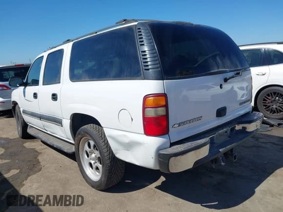 ✅ 2003 Chevrolet Suburban LS • VIN: 3GNEC16T73G214513 • Лот: 43008028. Опубликован ранее на IAAI с пробегом 212 297 миль. Бесплатный доступ к архиву аукционных продаж из США и подробный отчёт об истории автомобиля на DreamBid. Изображение 3.