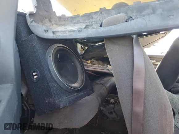 ✅ 2006 Chevrolet Silverado 1500 LS • VIN: 2GCEK19B561131447 • Lot: 74567234. Wystawiony na Copart z przebiegiem Nie podano mil. Skorzystaj z bezpłatnego archiwum sprzedaży aukcyjnych z USA i zobacz szczegółowy raport historii pojazdu na DreamBid. Zdjęcie 10.