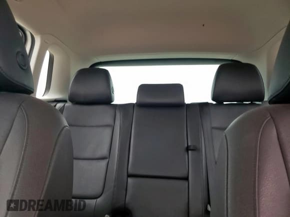 ✅ 2016 Volkswagen Tiguan SEL • VIN: WVGAV7AX0GW517831 • Лот: 57673935. Опубликован ранее на Copart с пробегом 187 088 миль. Бесплатный доступ к архиву аукционных продаж из США и подробный отчёт об истории автомобиля на DreamBid. Изображение 10.