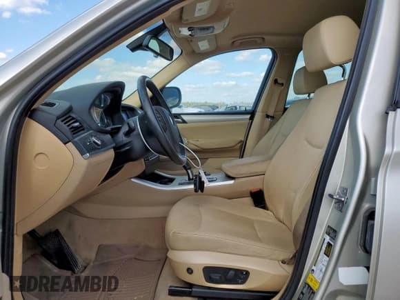 ✅ 2011 BMW X3 28i • VIN: 5UXWX5C53BL712562 • Lot: 90651305. Wystawiony na Copart z przebiegiem 221 320 mil. Bezpłatny archiwum sprzedaży aukcyjnych z USA i szczegółowy raport historii pojazdu na DreamBid. Zdjęcie 7.