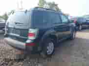 2010 Mercury Mariner z VIN 4M2CN8B79AKJ28843, wystawiony jako IAAI lot #40099437 z przebiegiem 203 467 mil mil oraz . Historia ofert i sprzedaży dostępna na DreamBid. Obrazek 4.