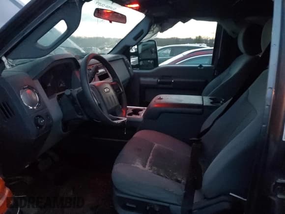 ✅ 2013 Ford F-350 Platinum • VIN: 1FT8W3B65DEB60307 • Lot: 82250744. Listed on Copart with 104,799 mi. Free auction sales archive from the USA and detailed vehicle history report at DreamBid. Image 7.