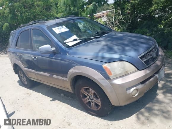 ✅ 2003 Kia Sorento LX • VIN: KNDJD733935098251 • Lot: 42318182. Listed on IAAI with 147,078 mi. Free auction sales archive from the USA and detailed vehicle history report at DreamBid. Image 1.