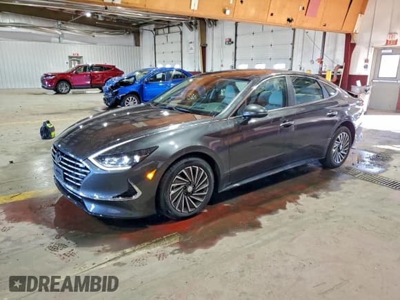 ✅ 2023 Hyundai Sonata Limited • VIN: KMHL54JJ8PA079138 • Лот: 94217895. Опубликован ранее на Copart с пробегом 16 993 миль. Бесплатный доступ к архиву аукционных продаж из США и подробный отчёт об истории автомобиля на DreamBid. Изображение 1.