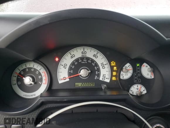 ✅ 2007 Toyota FJ Cruiser • VIN: JTEBU11F070100157 • Лот: 86777945. Опубликован ранее на Copart с пробегом 222 229 миль. Бесплатный доступ к архиву аукционных продаж из США и подробный отчёт об истории автомобиля на DreamBid. Изображение 9.