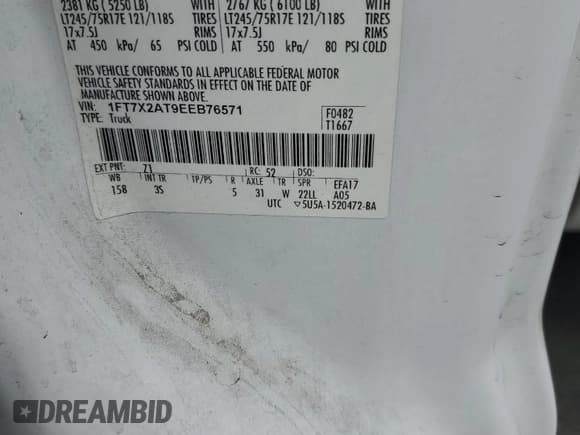 ✅ 2014 Ford F-250 XL • VIN: 1FT7X2AT9EEB76571 • Lot: 84018635. Listed on Copart with 133,333 mi. Free auction sales archive from the USA and detailed vehicle history report at DreamBid. Image 12.